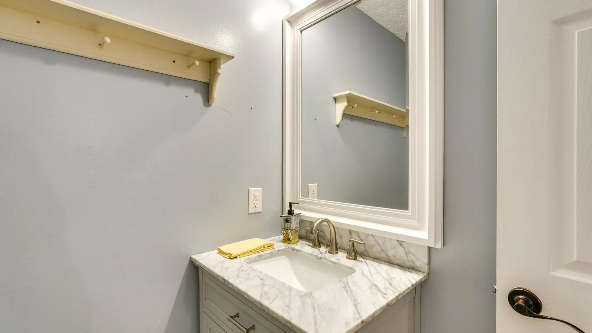 Holiday home Pet-Friendly Pcb Duplex - Walk To Beach! Panama City Beach