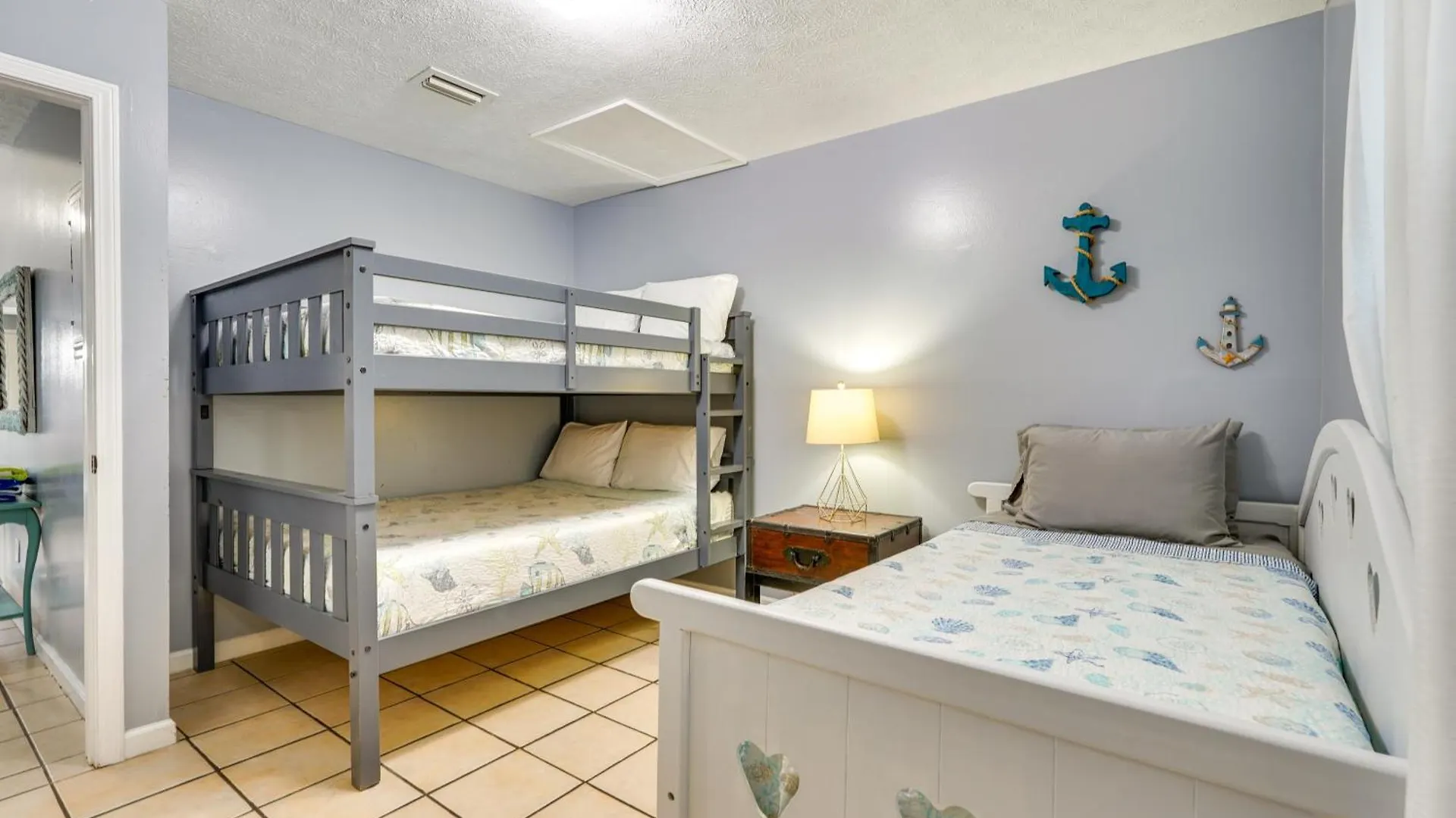 Holiday home Pet-Friendly Pcb Duplex - Walk To Beach! Panama City Beach