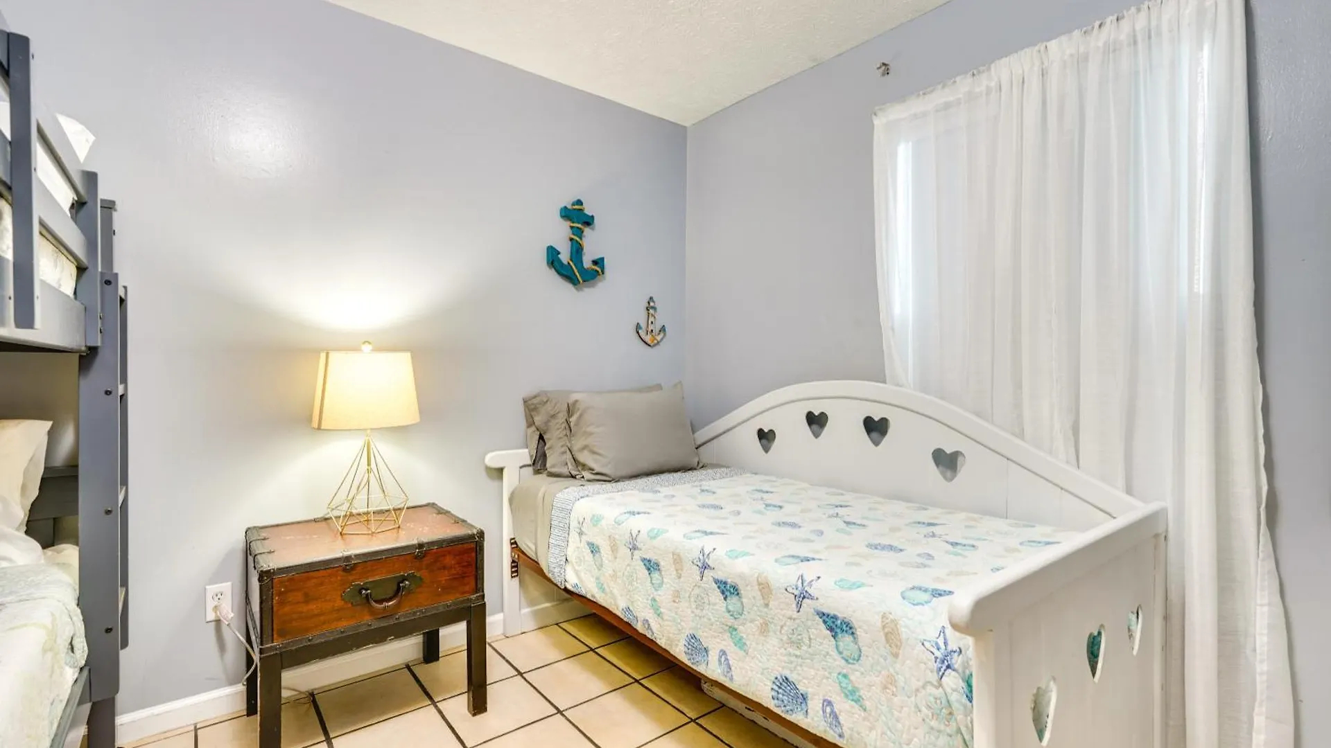 Pet-Friendly Pcb Duplex - Walk To Beach! Panama City Beach 0*,  United States