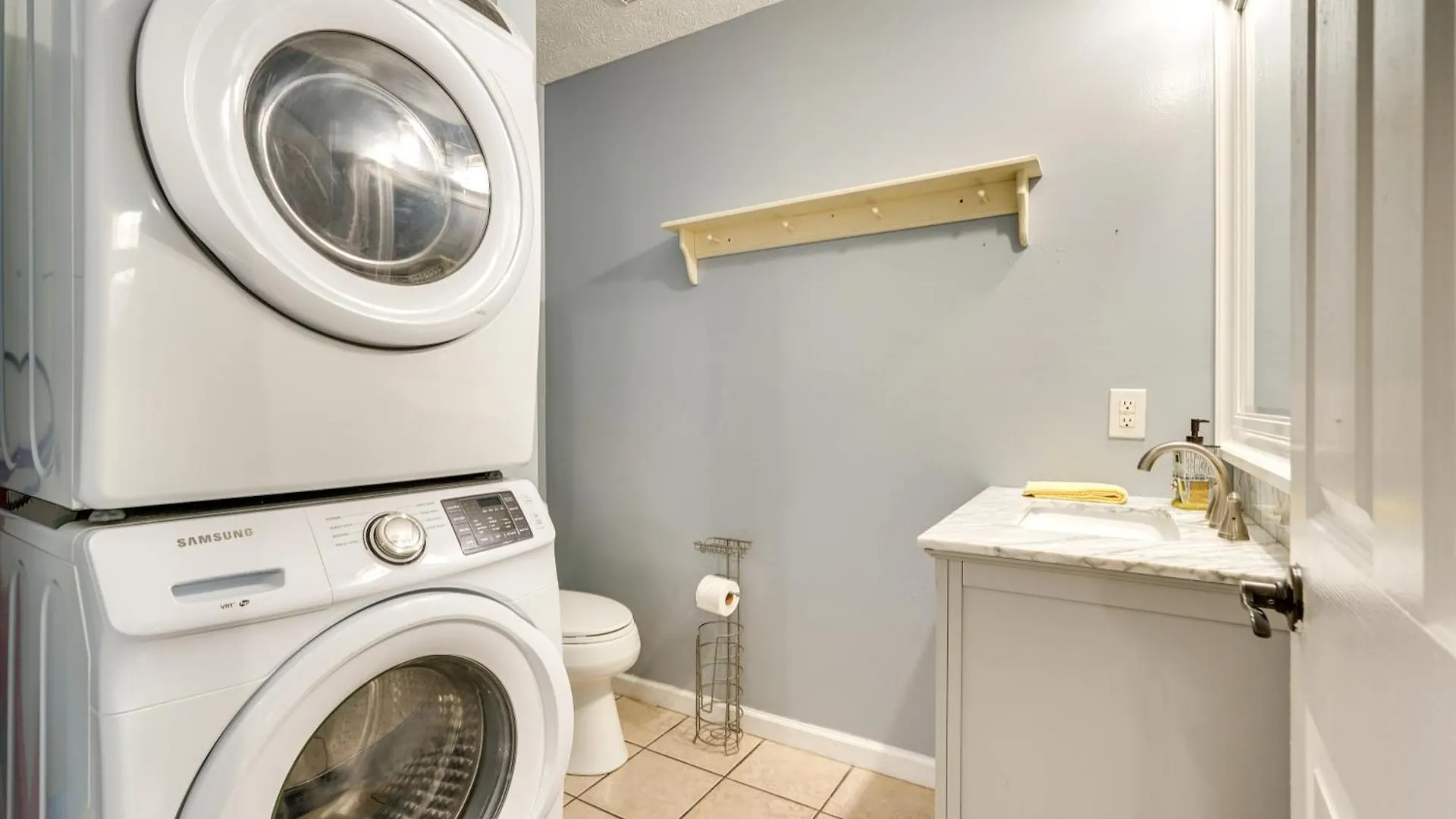Pet-Friendly Pcb Duplex - Walk To Beach! Panama City Beach United States