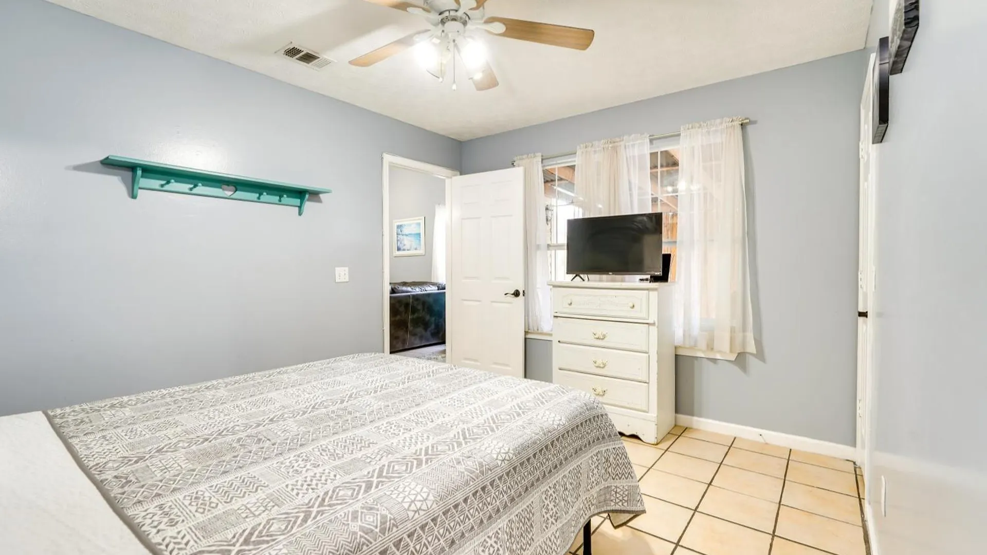 Pet-Friendly Pcb Duplex - Walk To Beach! Panama City Beach