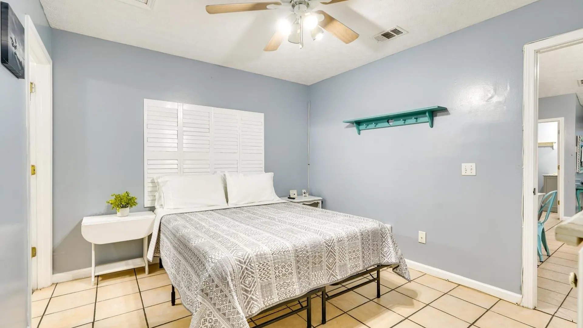 Pet-Friendly Pcb Duplex - Walk To Beach! Panama City Beach 0*,  United States